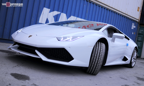 “Siêu bò” Lamborghini Huracan màu trắng về Việt Nam 1