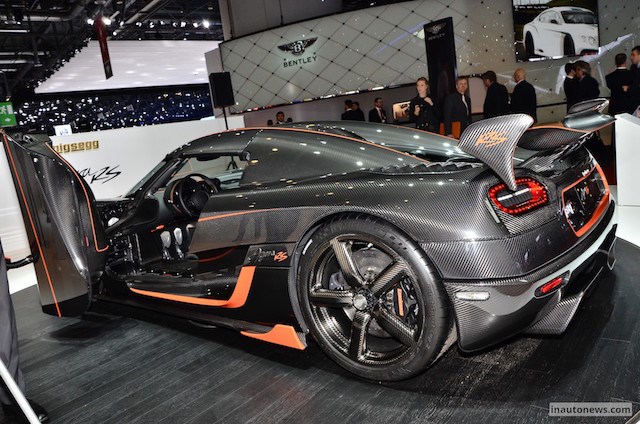 Koenigsegg Agera RS có thể đạt tốc độ 400 km/h sau 20 giây, bằng nửa thời gian của Bugatti Veyron 1