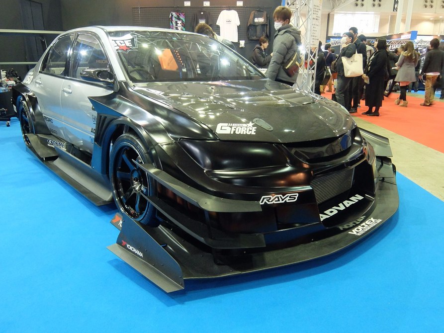 Phiên bản "độ" Garage G- Force của chiếc Mitsubishi EVO 1