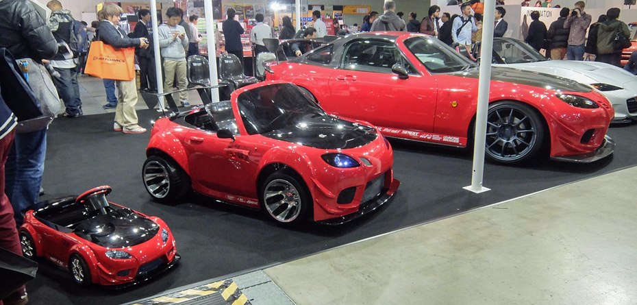 3 phiên bản của Mazda Roadster với 3 kích thước khác nhau 1