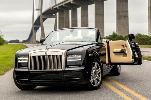 2015 Rolls-Royce Phantom Drophead Coupe 1