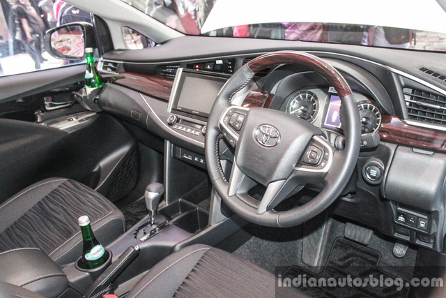 Nội thất của Toyota Innova thế hệ mới 1