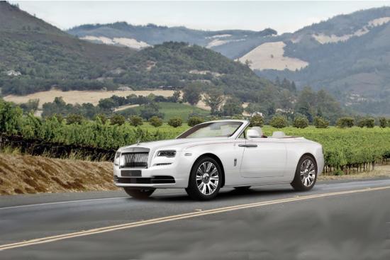 Rolls-Royce Dawn đầu tiên có giá 750 nghìn USD 1