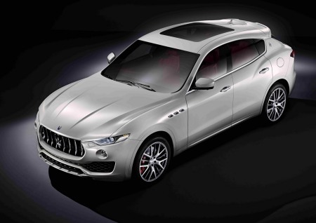 Maserati Levante sẽ được trang bị hai bản động cơ xăng và 1 bản máy dầu 1