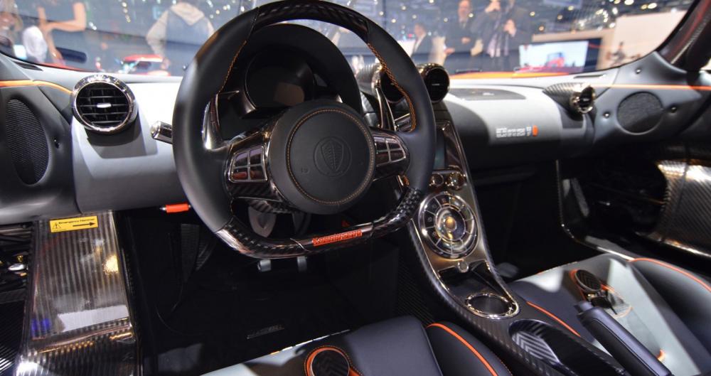 Nội thất của “nữ hoàng siêu xe” Koenigsegg Agera Final Edition 1