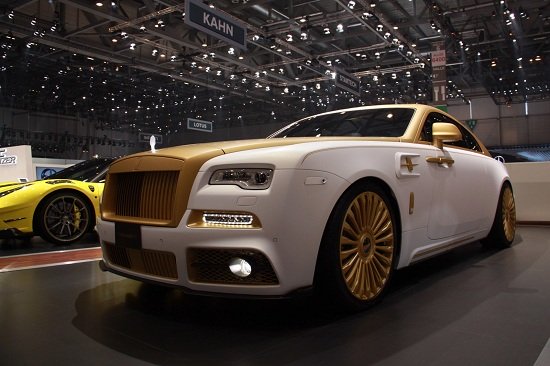 “Ngôi sao” Rolls-Royce Wraith mạ vàng bừng sáng tại Geneva 2016 1