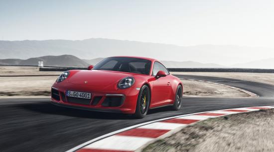 Porsche 911 GTS 2017 được trang bị bộ tăng áp hoàn toàn mới.