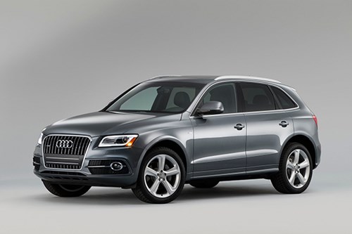 Triệu hồi hơn 500 nghìn xe Audi Q5 vì lỗi cửa sổ trời.