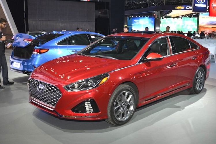 Hyundai Sonata 2018 có nhiều thay đổi về thiết kế ngoại thất.