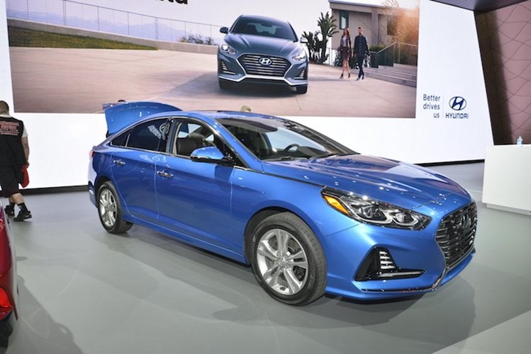 Hyundai Sonata 2018 chính thức ra mắt.