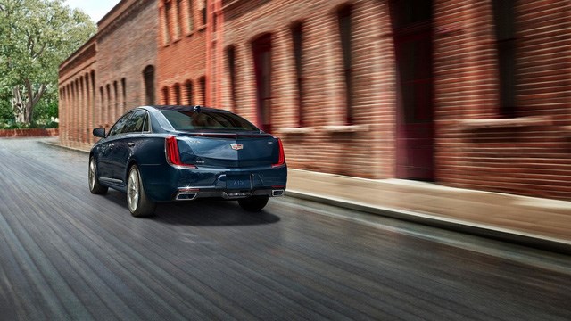 Cadillac XTS 2018 có hàng loạt vật liệu nội thất cao cấp xứng tầm.