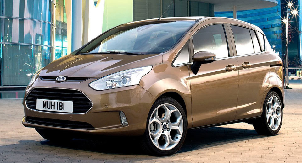 Ford ngừng sản xuất B-max để phát triển EcoSport mới.