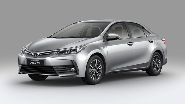 Đầu xe Toyota Corolla Altis 2017