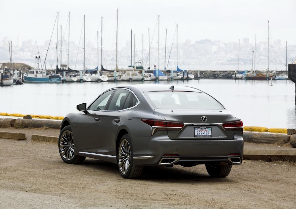 Lexus LS 2018 công bố giá bán từ 75.000 USD tại thị trường Mỹ a5