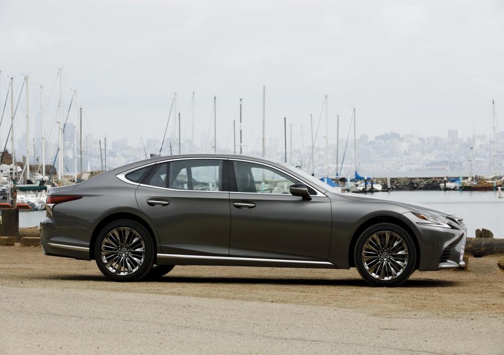 Lexus LS 2018 công bố giá bán từ 75.000 USD tại thị trường Mỹ a4