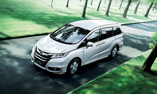 Honda Odyssey 2018 nâng cấp giá không đổi 1,99 tỷ đồng tại Việt Nam.