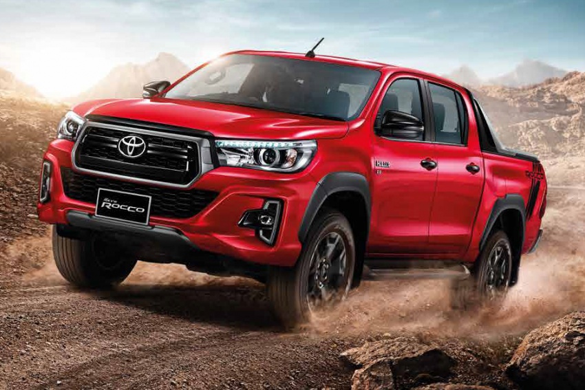 Toyota Hilux 2018 có 3 tùy chọn động cơ tại Thái Lan.