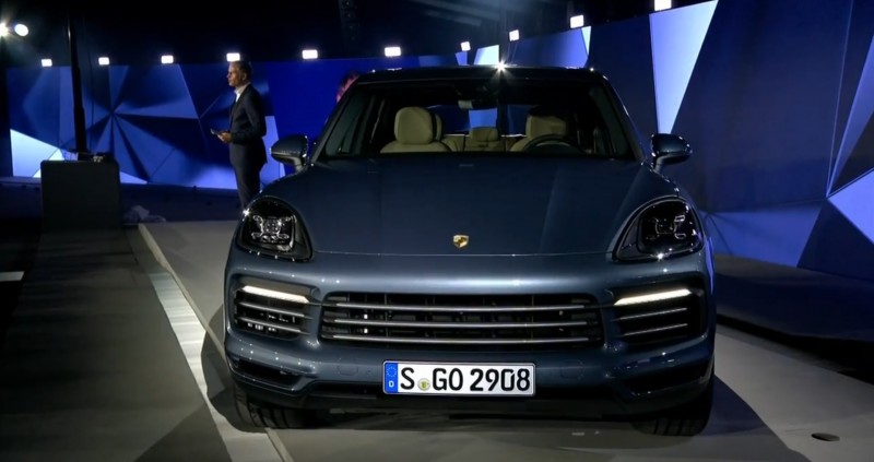 Đầu xe Porsche Cayenne 2018 