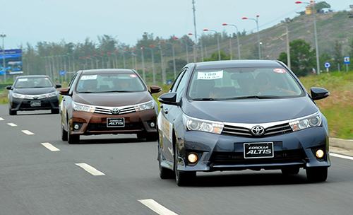 Tiếp tục dính lỗi túi khí không bung, Toyota triệu hồi 3.526 xe tại Việt Nam/