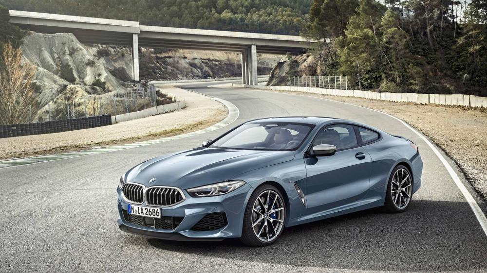 Sau tất cả, BMW 8 Series 2019 lộ diện cực sexy, động cơ V8 mạnh 523 mã lực.