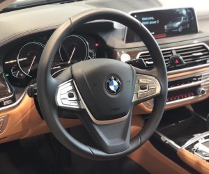 BMW 7-Series mới về Việt Nam có giá bao nhiêu?