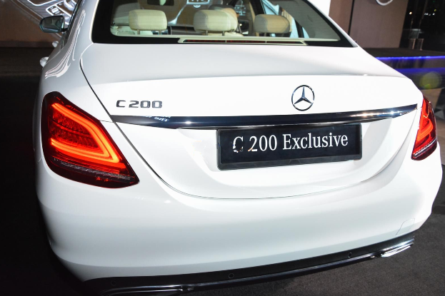 Ảnh chi tiết Mercedes-Benz C200 Exclusive 2019 vừa trình diện khách Việt67