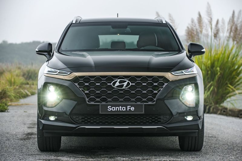 Hyundai Santa Fe 2019 chuẩn bị ra mắt 2 phiên bản cao cấp vào cuối tháng 3/2019 1