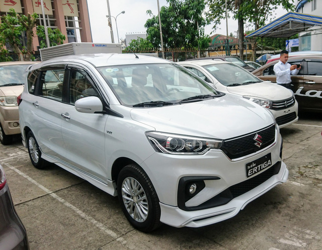 Suzuki Ertiga 2019 xuất hiện tại một đại lý ở TP. HCM...