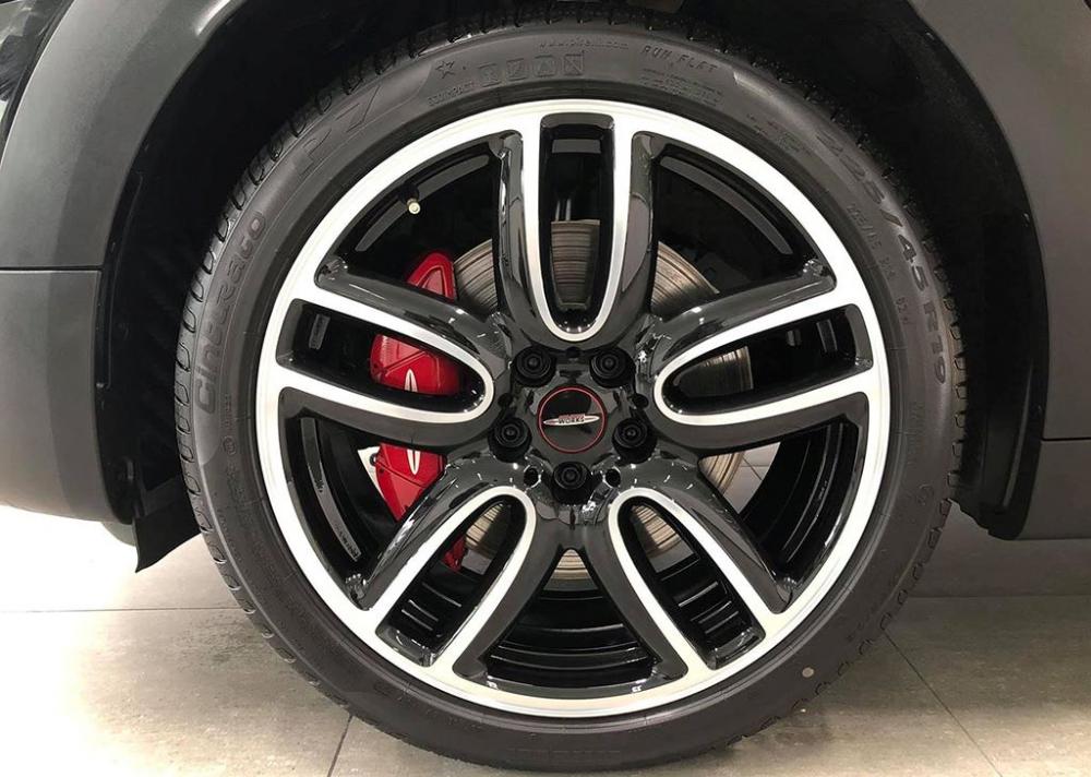 Giá xe MINI John Cooper Works Countryman ALL4 hơn 2,6 tỷ đồng, đã đưa về đại lý3a