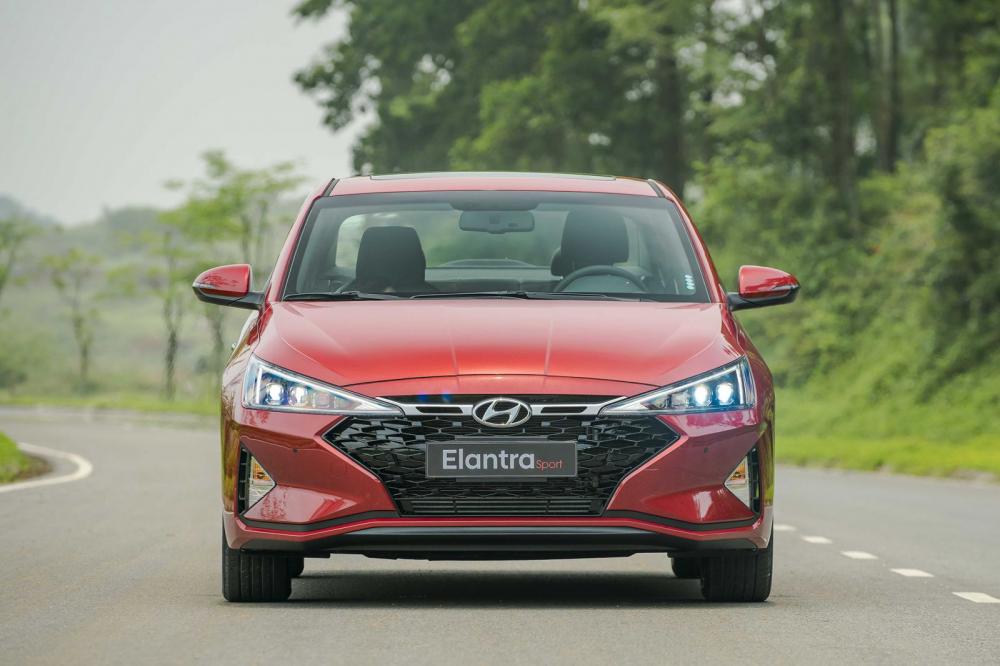 Khám phá Hyundai Elantra 2019 mới ra mắt khách Việt, chào giá từ 580 triệu đồng 7a
