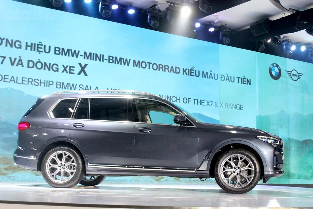 BMW X7 2019 vừa ra mắt khách Việt Nam giá 7,499 tỷ đồng có gì? 3a
