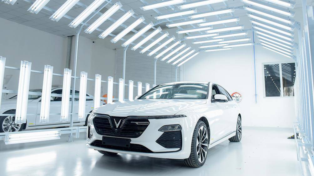 Giá xe ô tô VinFast tăng giá từ đầu tháng 9/2019, chênh lệch gần 600 triệu đồng 2a