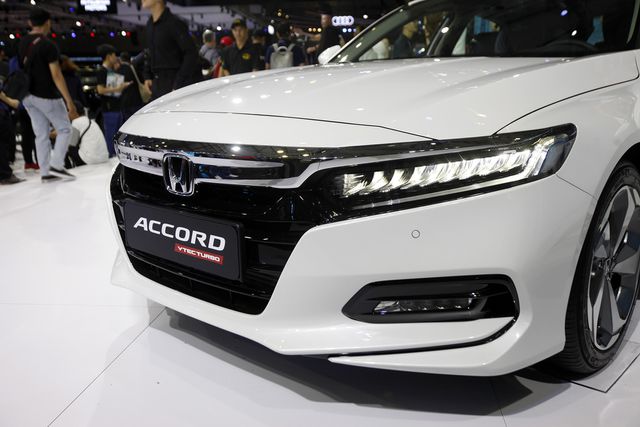 Honda Accord 2020 chính thức ra mắt, chốt giá từ 1,319 tỉ đồng 7a
