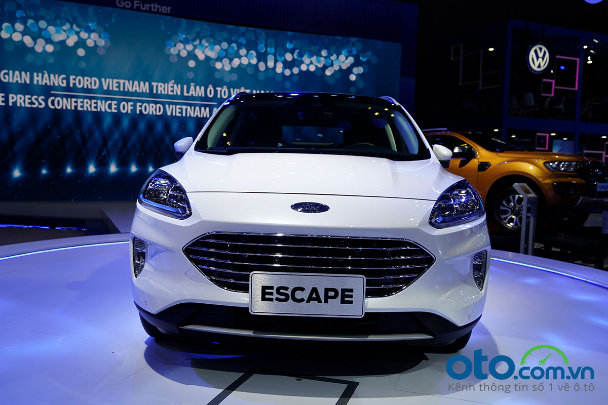 Ford Escape 2020 vừa ra mắt tại VMS 2019 có gì thu hút khách? 2a