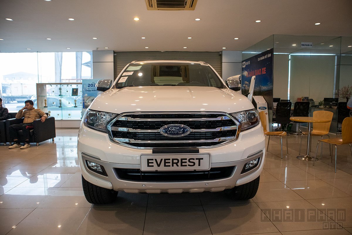 Ford Everest 2020 đã về đến đại lý, giữ nguyên giá bán 1a