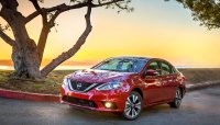 Nissan Sentra 2016 chốt giá từ 16.780 đô