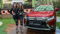 Vén màn Mitsubishi Outlander 2016 tại Malaysia