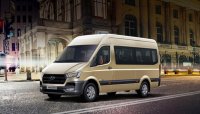 Minibus Hyundai Solati của Thaco thách thức Ford Transit