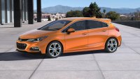 Chevrolet Cruze Diesel 2018 chốt giá từ 24.670 USD