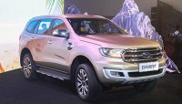 Ford Everest 2018 giá 1,4 tỷ đồng tại Việt Nam