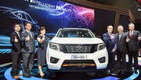 Nissan Navara Black Edition A-IVI ra mắt khách Việt, giá 835 triệu đồng