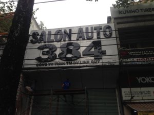 Salon Auto 384